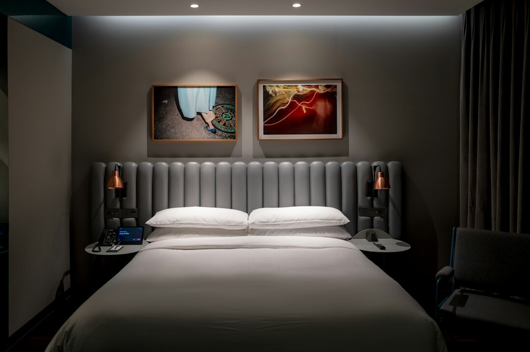 celebrity bedroom suite