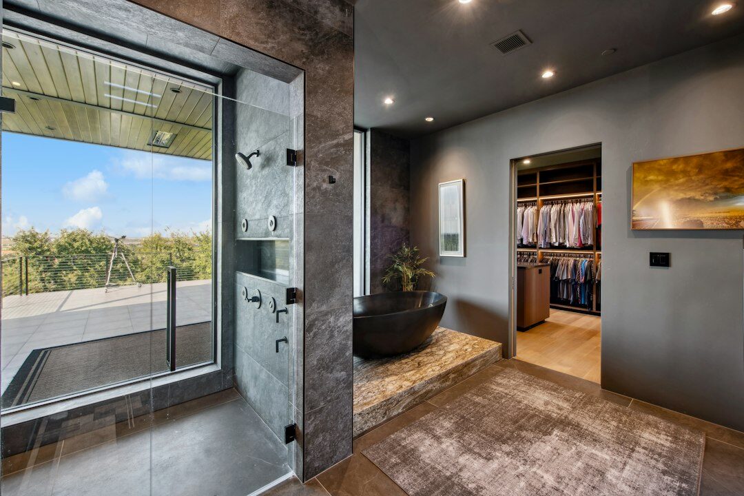 luxury bathroom celebrity home